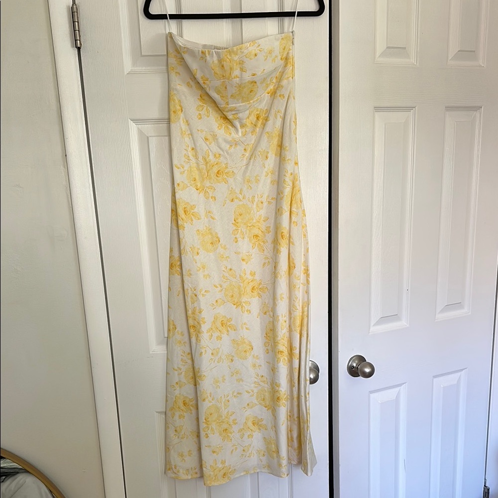Wayf Floral Strapless Dress